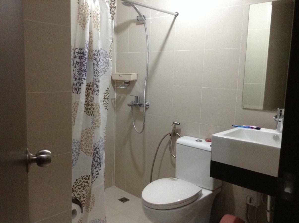 Cubao Manhattanheights Unit 11A Tower B, 2Br Manila Exterior photo